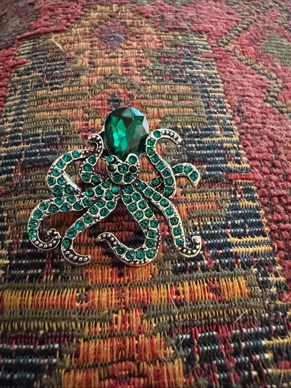 NWOT Emerald Octopus Rhinestone Brooch - Green Crystal Accent